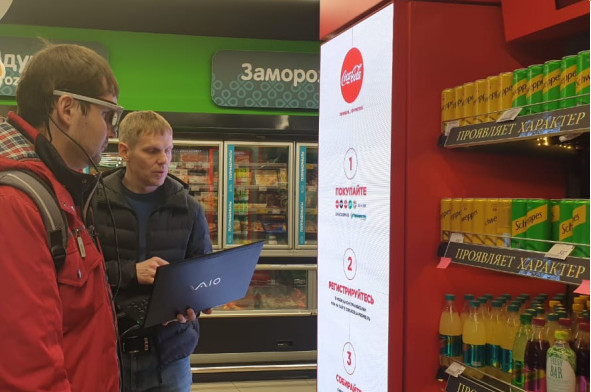 test of coca cola digital shelves by spinetix in action