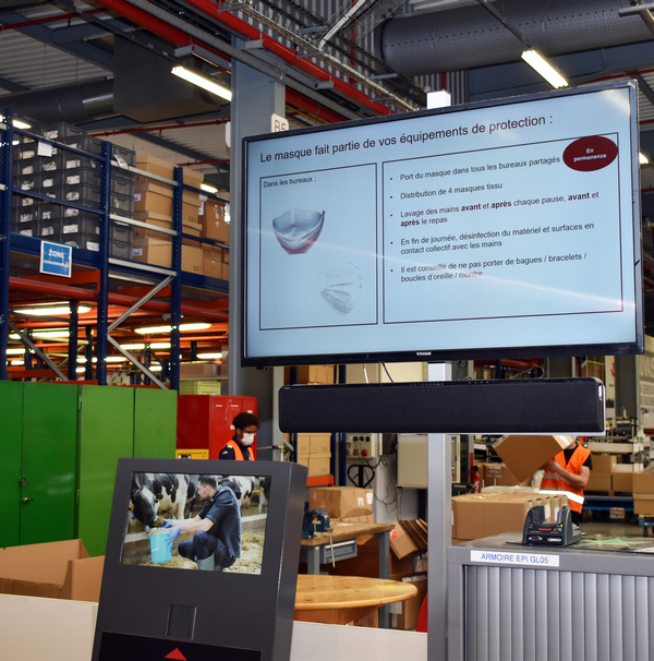 digital screens at agco factory