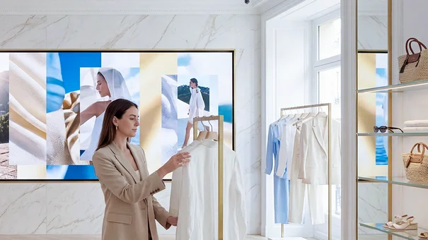 Digital Signage for Luxury Retail
