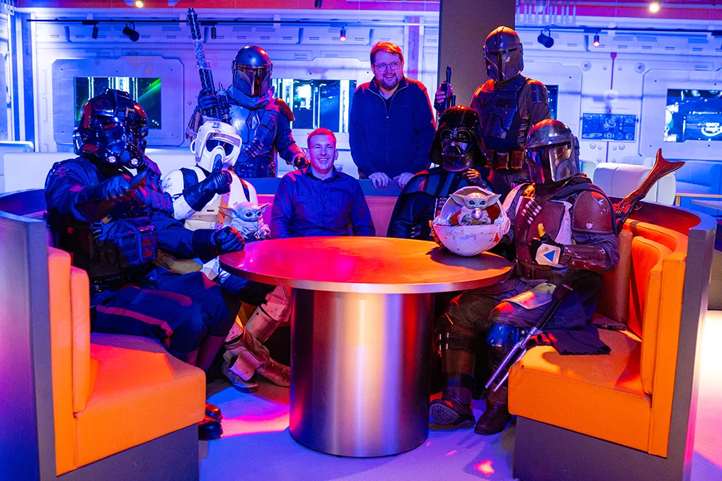 Weltraum-Magie-Team mit Darth Vader